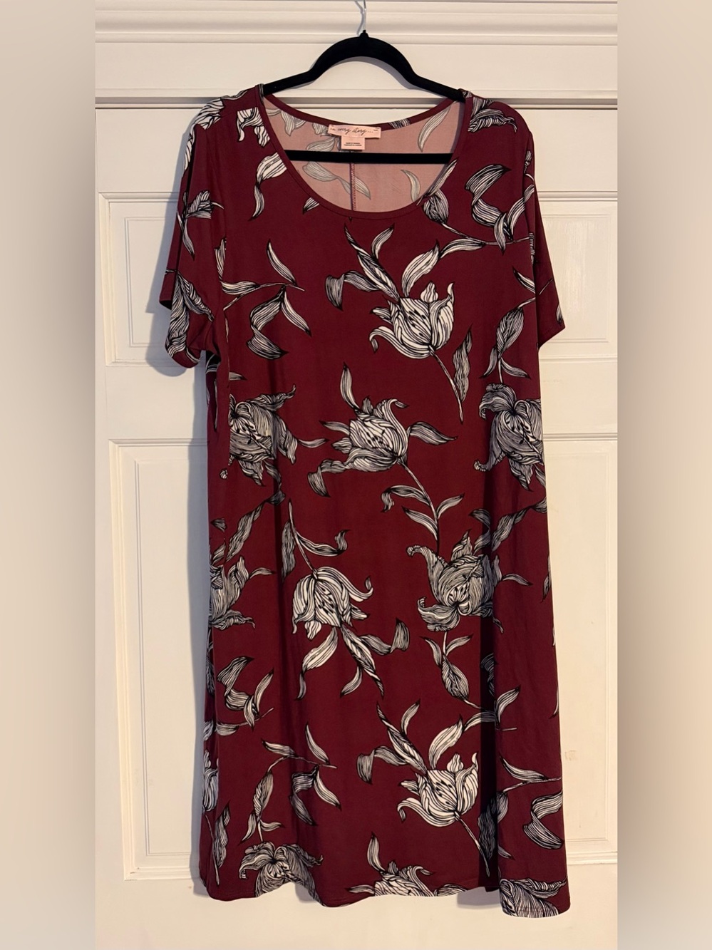 Floral Scoop Neck Short Sleeve Dress